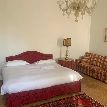 Lejlighed San Polo Corner Porzione Piano Nobile